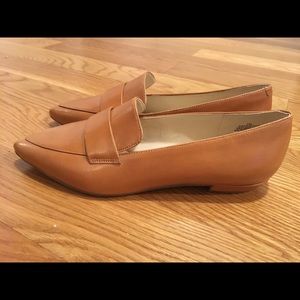 EUC Nine West Modern Loafer
